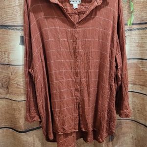 Nice light, fall color flannel botton down